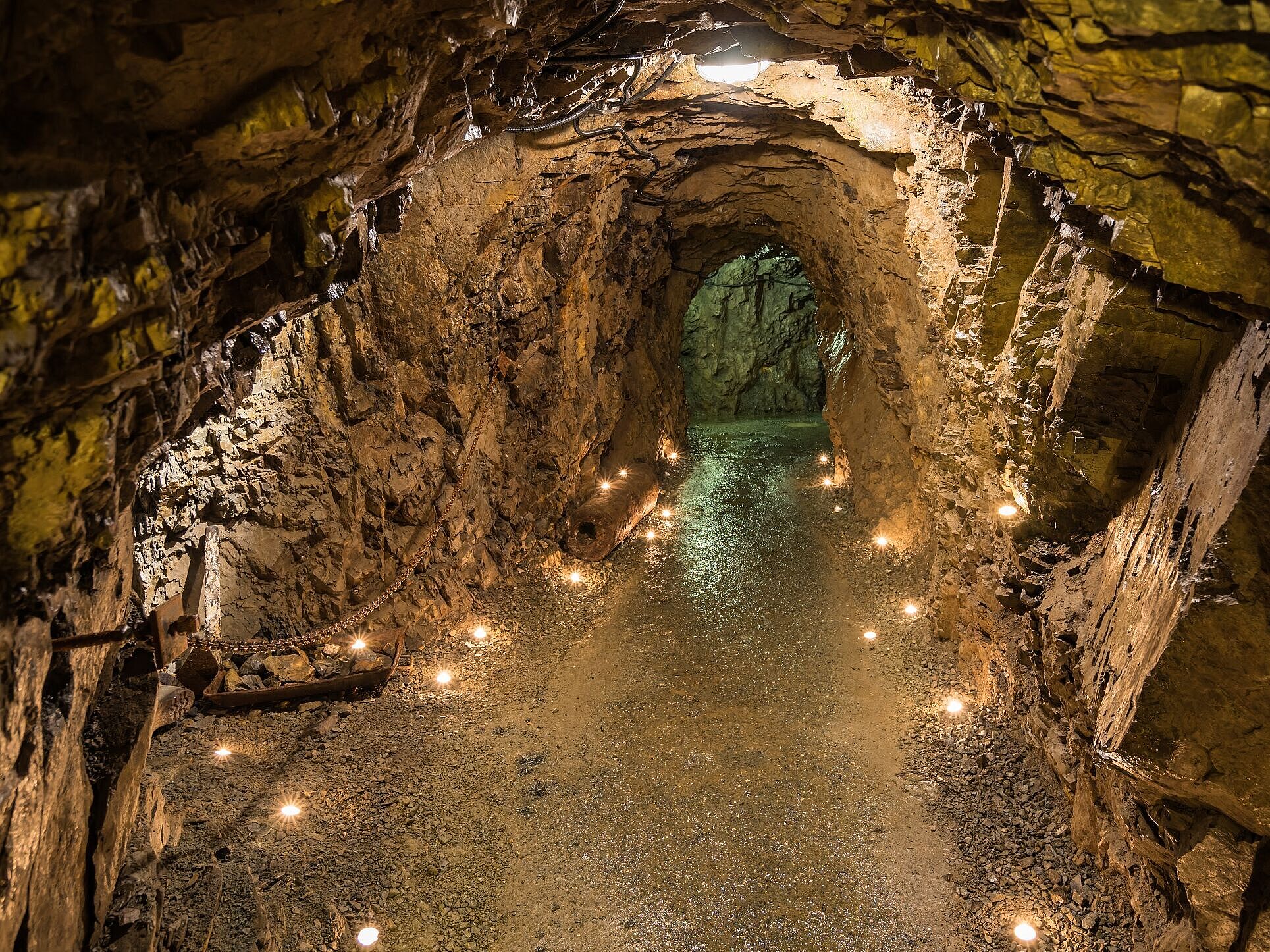 Lichterglanz mit 500 Kerzen in der Grube Samson, St. Andreasberg